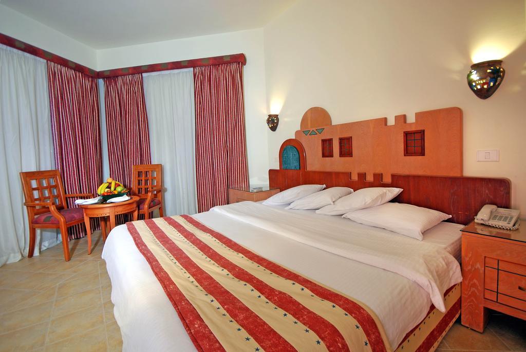 Курортний комплекс Nubian Island, Families And Couples Only