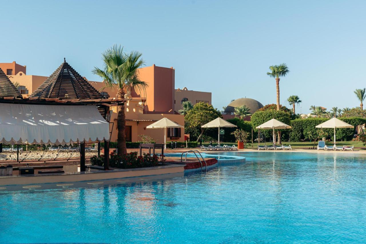 Complex Nubian Island, Families And Couples Only